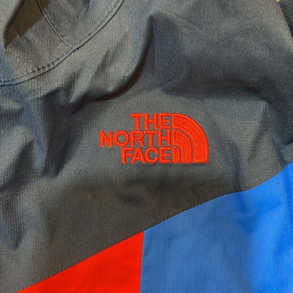 The NORTHFACE jacket - Picture 2 of 6